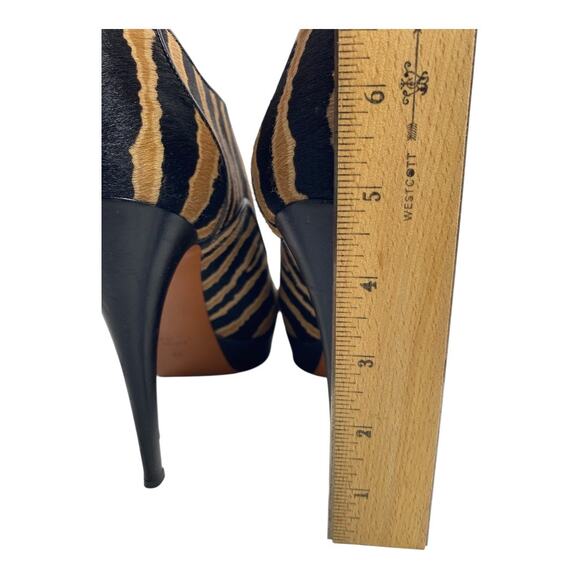 Gucci Zebra Print Pony Hair Leather Sz 10 EU 40 Lace Up Platform Bootie Heels - Picture 6 of 16